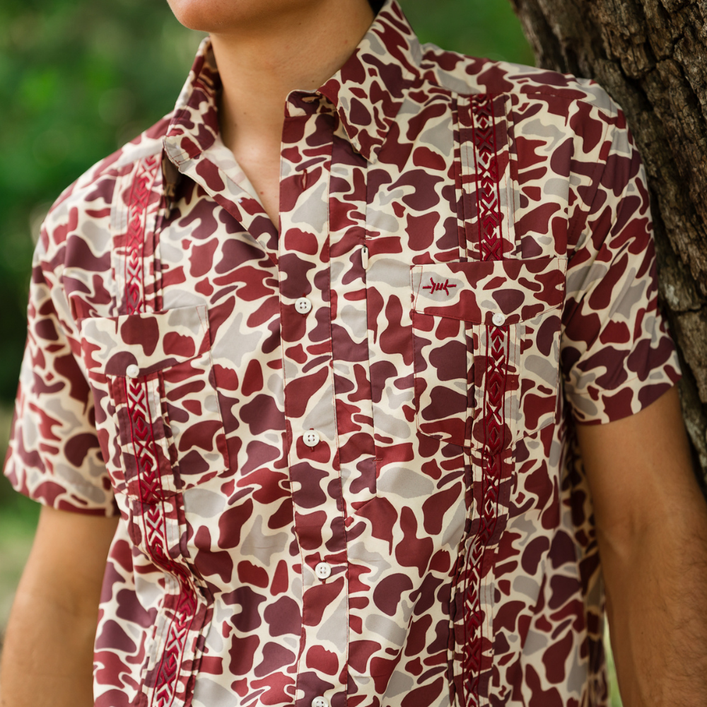 Guayabera Libre - Maroon Camo
