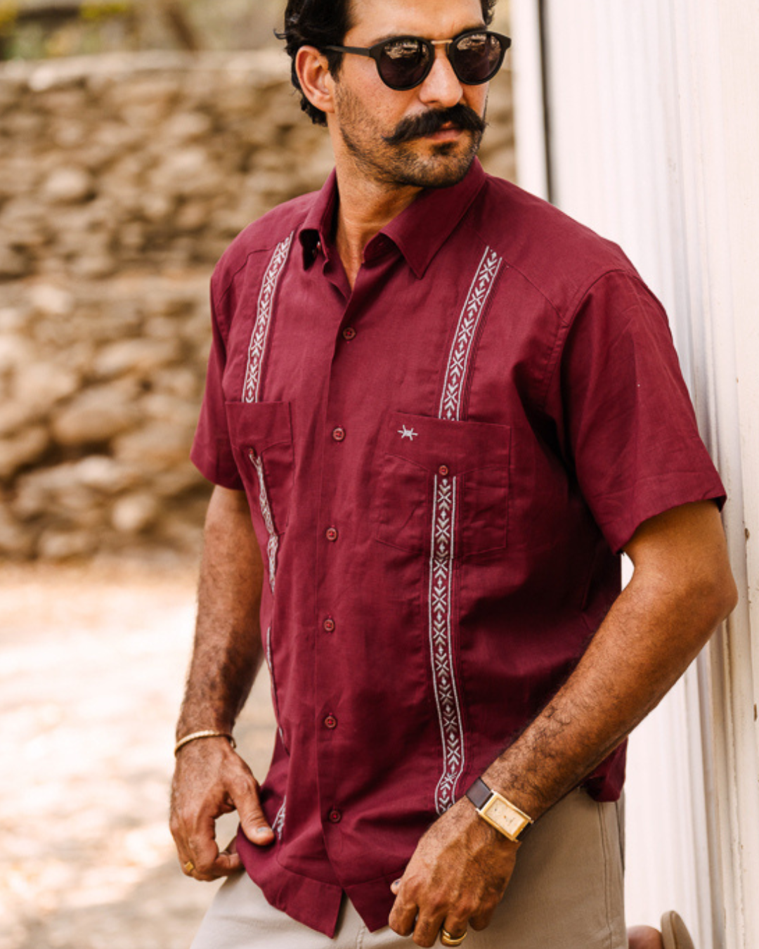 Tejas Guayabera - Maroon