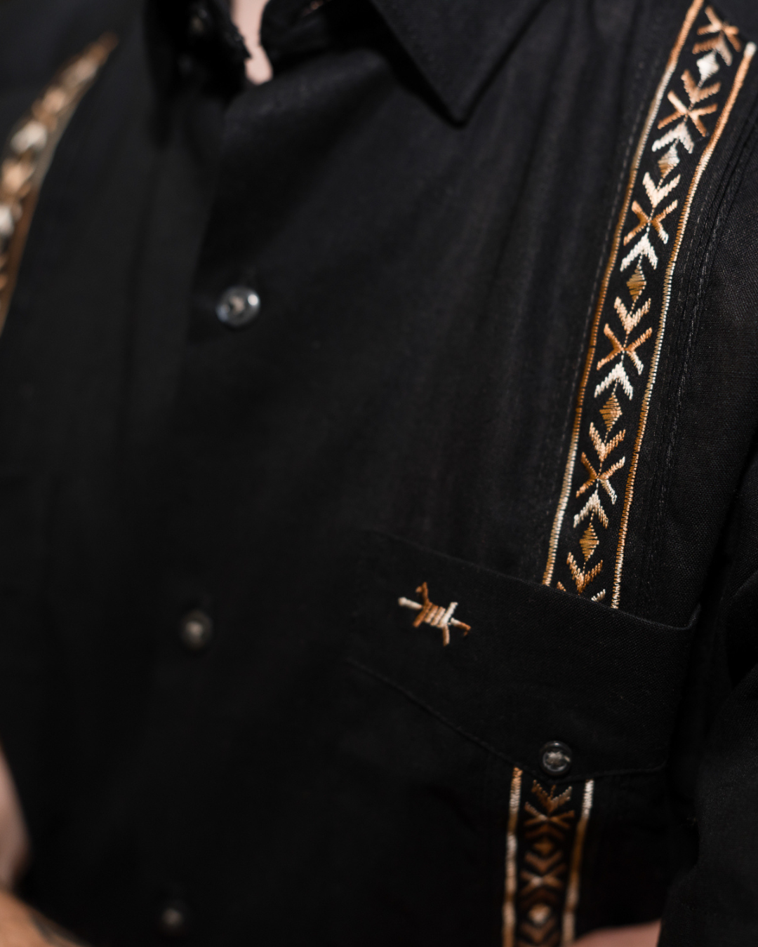 Tejas Guayabera - Diablo Cuero