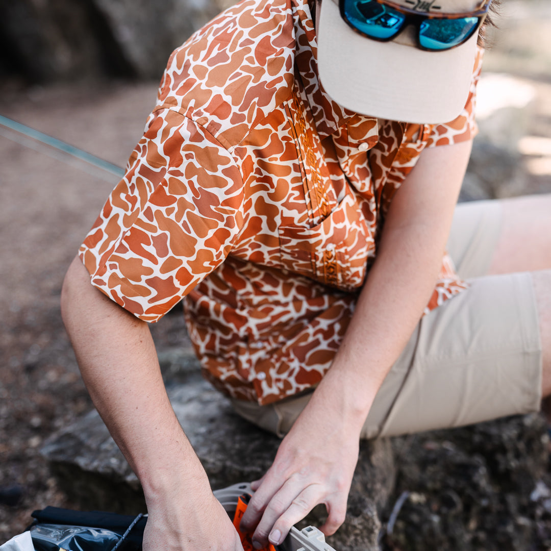 Guayabera Libre - Burnt Orange Camo
