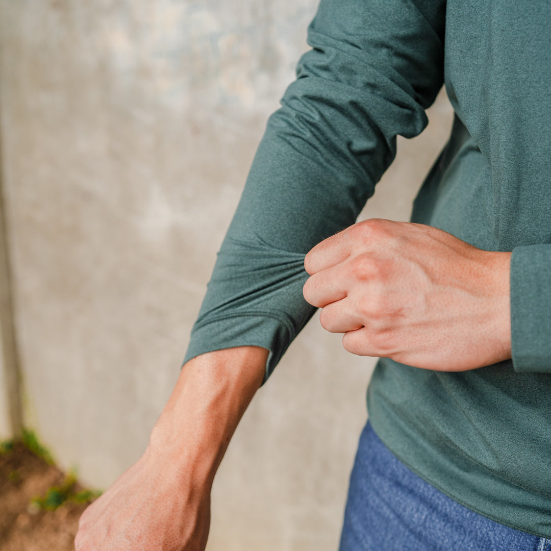 Performance Hybrid Quarter Zip - Hunter Green