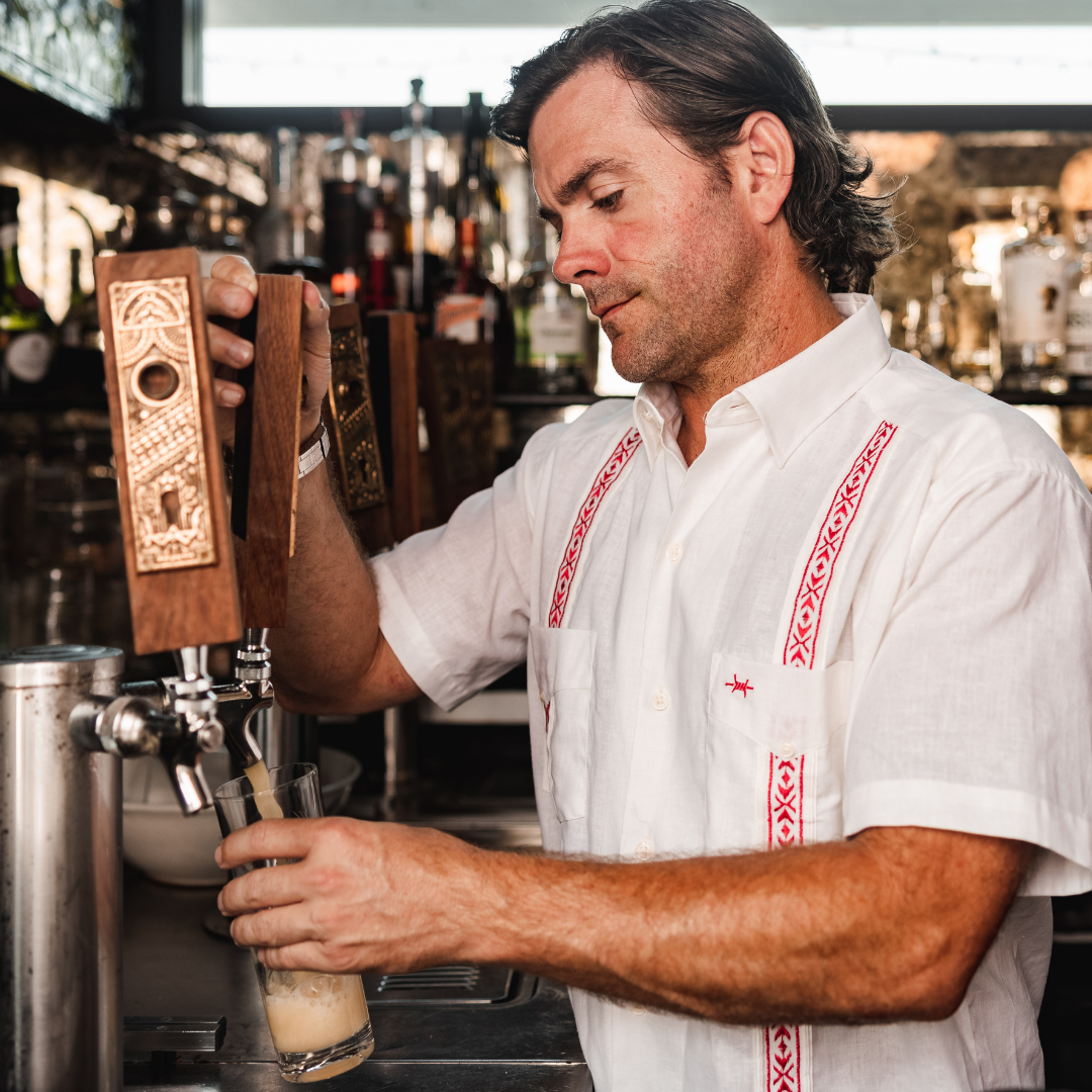Tejas Guayabera - Red River