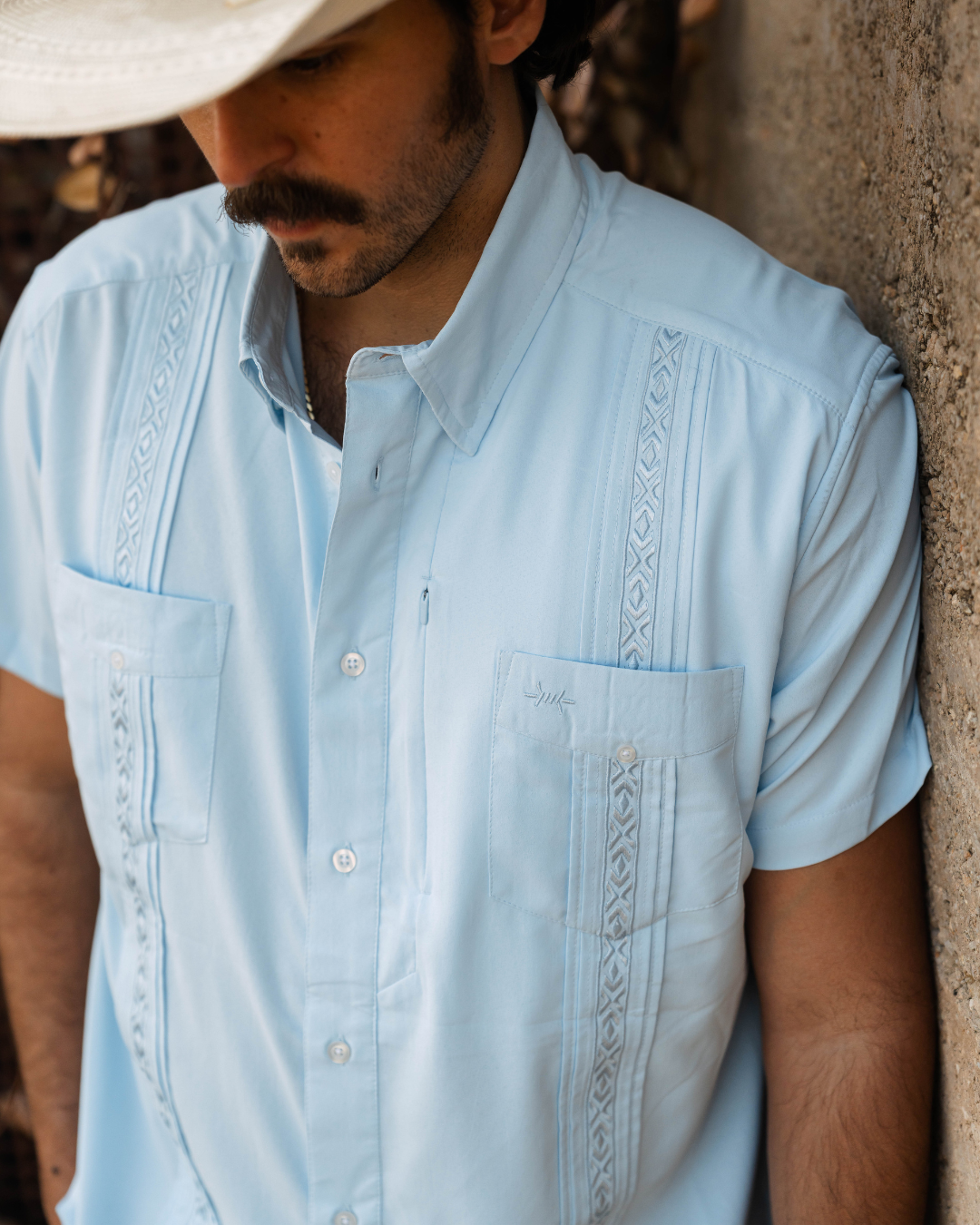 Guayabera Libre - Benavides