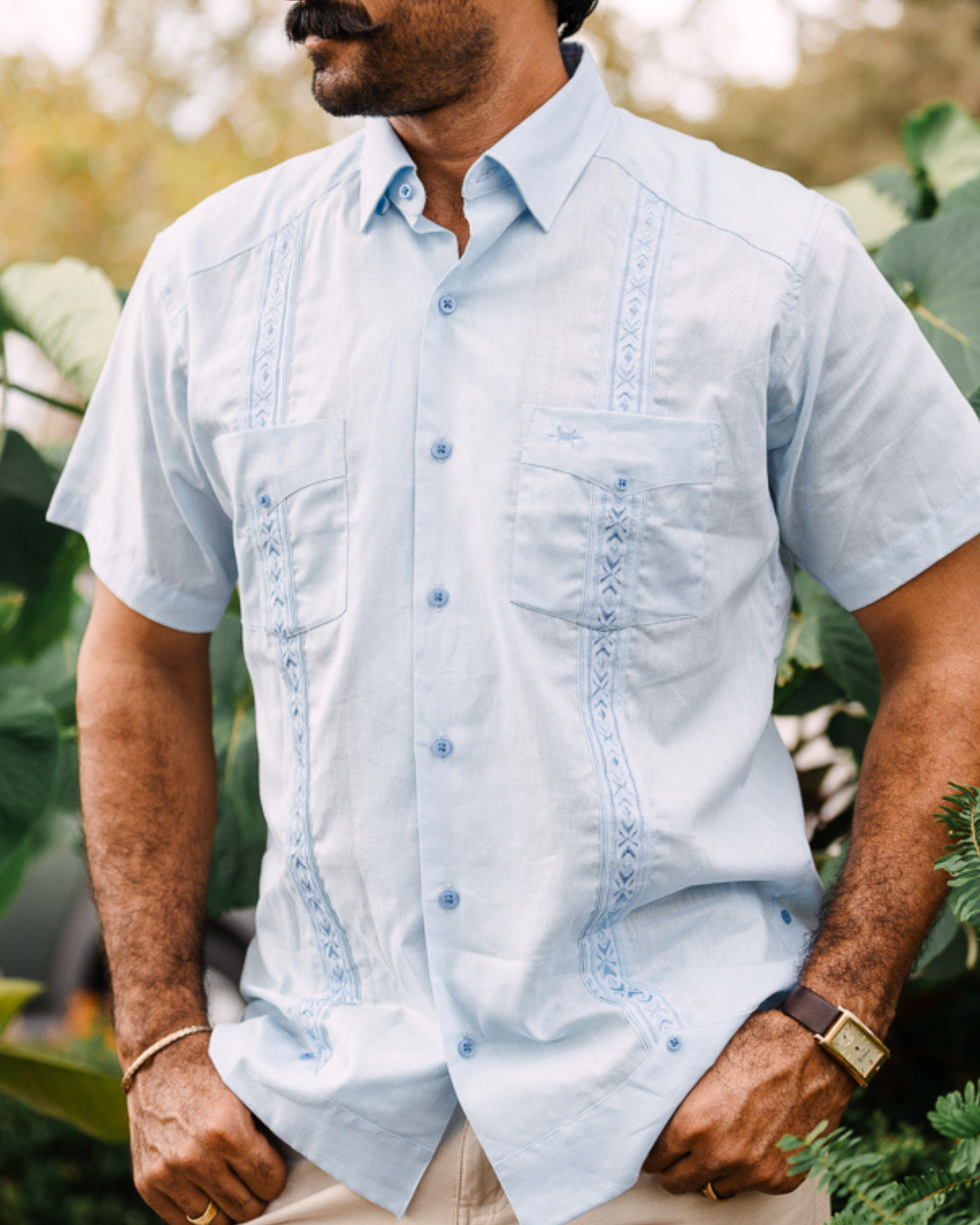 Tejas Guayabera - Benavides