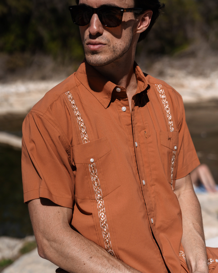 Guayabera Libre - Cobre Cuero