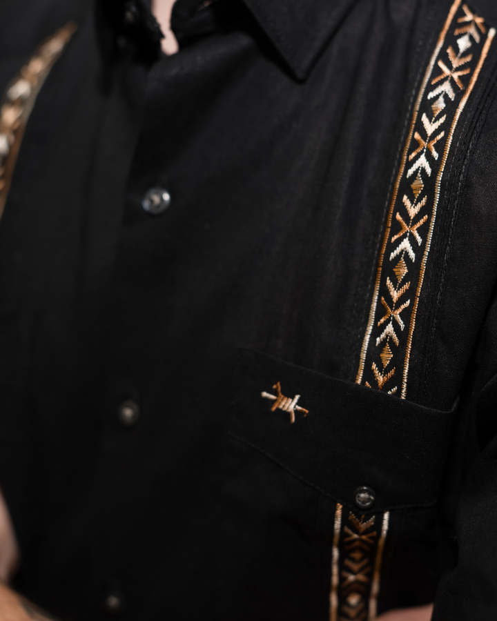 Tejas Guayabera - Diablo Cuero