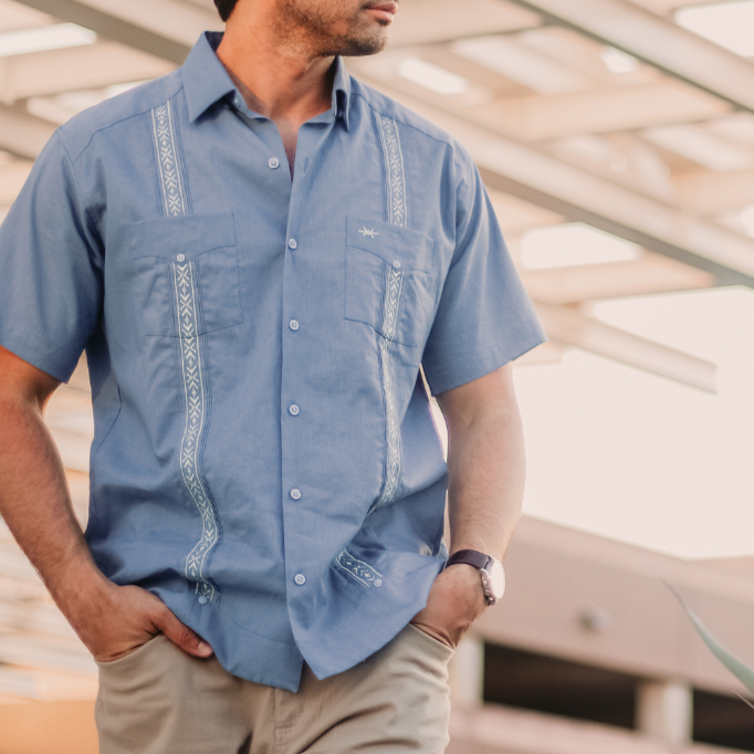 Tejas Guayabera - Heron Costa