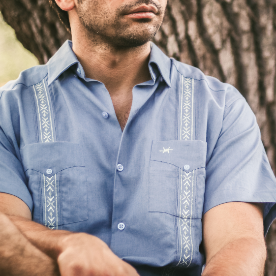 Tejas Guayabera - Heron Costa