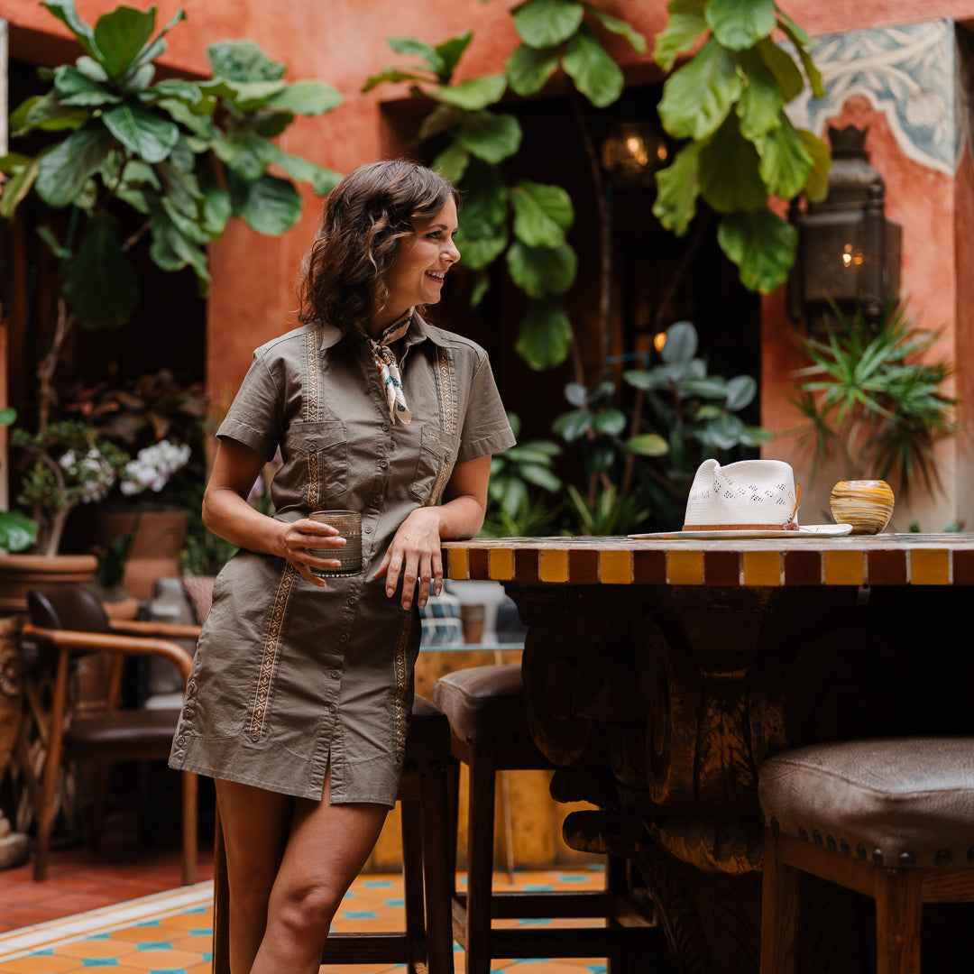 guayabera dress women Mojito Women's Classic Linen Blend Sleeveless Button Down 38.5 inches Mojito Women's Guayabera Dress Classic