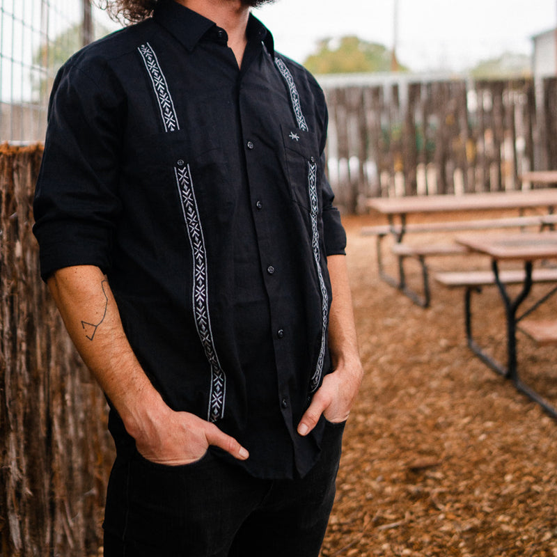Long-Sleeve Guayabera - Diablo Plata